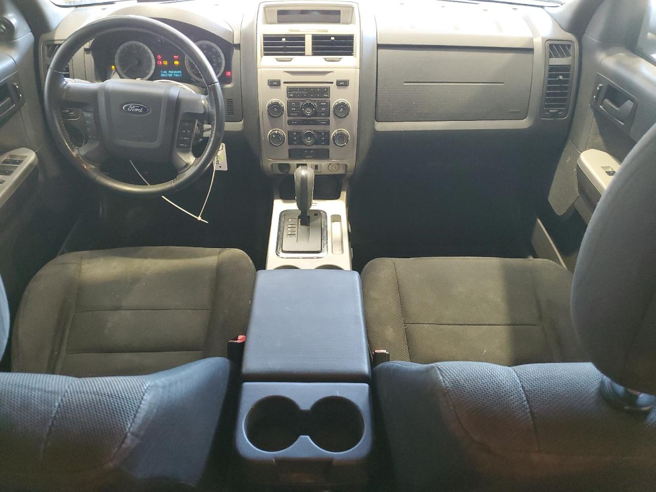 2009 Ford Escape - Image 8
