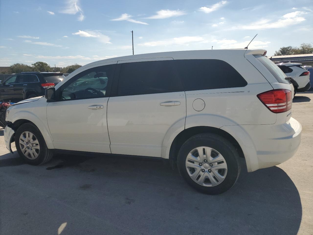 2014 Dodge Journey - Image 2