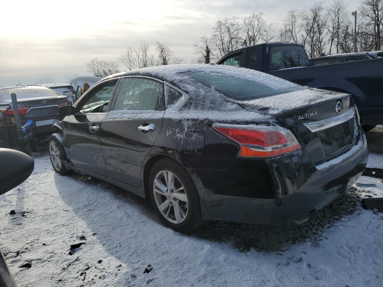 2014 Nissan Altima - Image 2