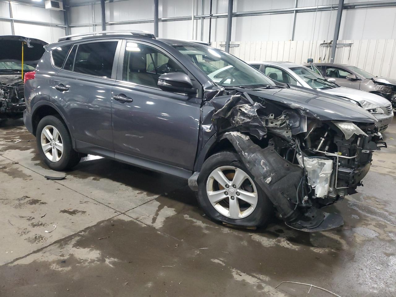 2014 Toyota RAV 4 - Image 4