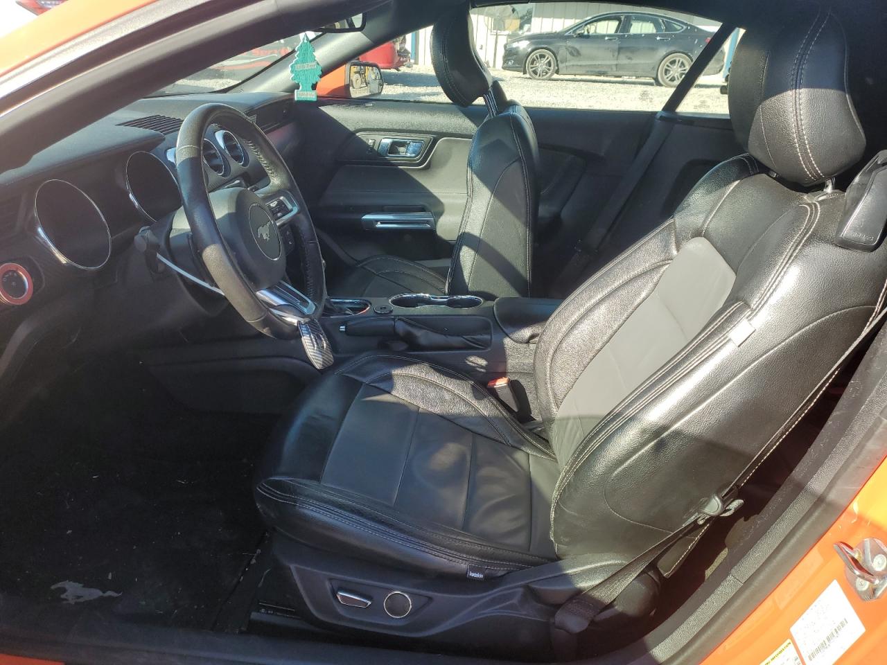 2015 Ford Mustang - Image 7