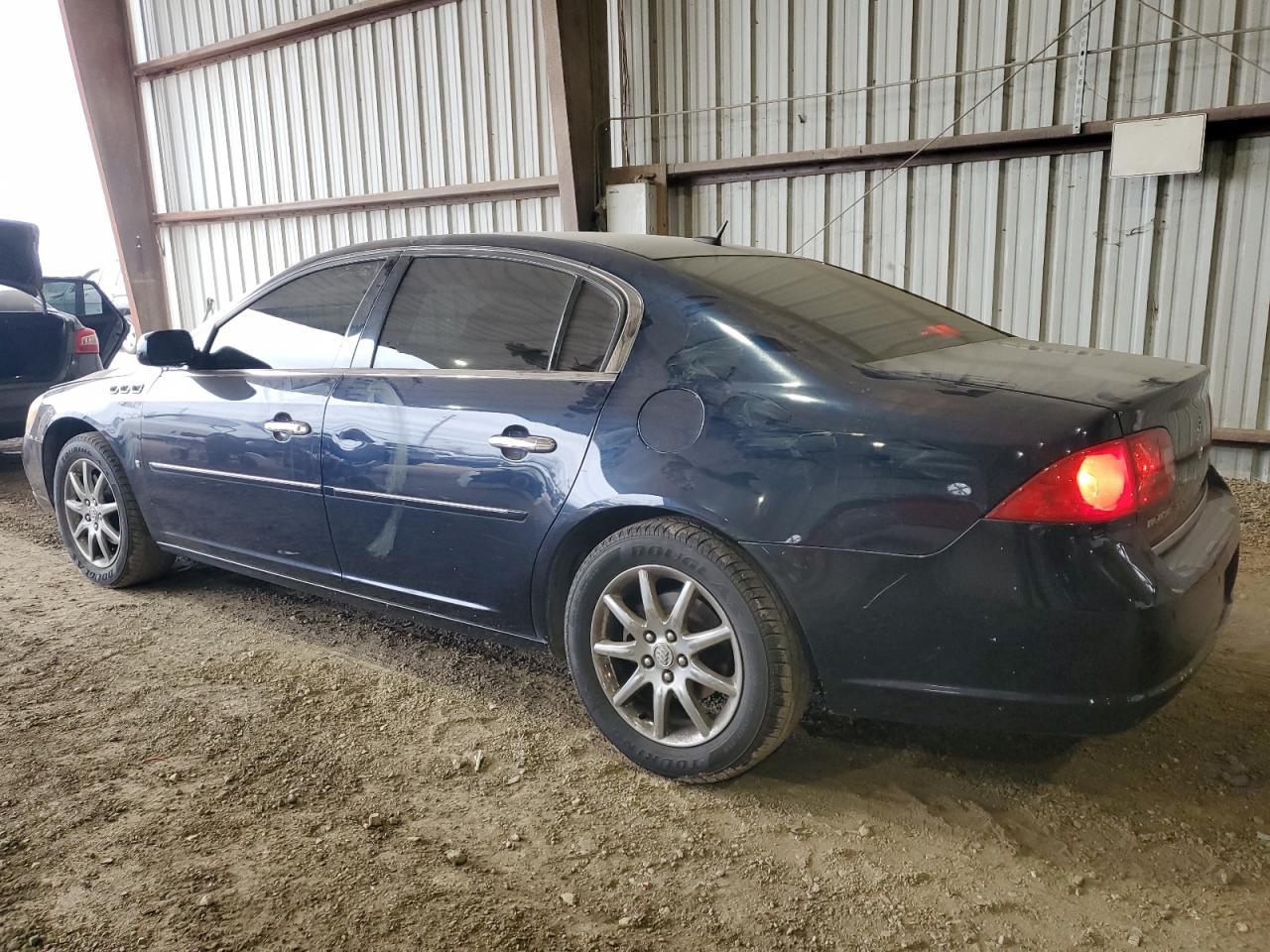 2008 Buick Lucerne - Image 2