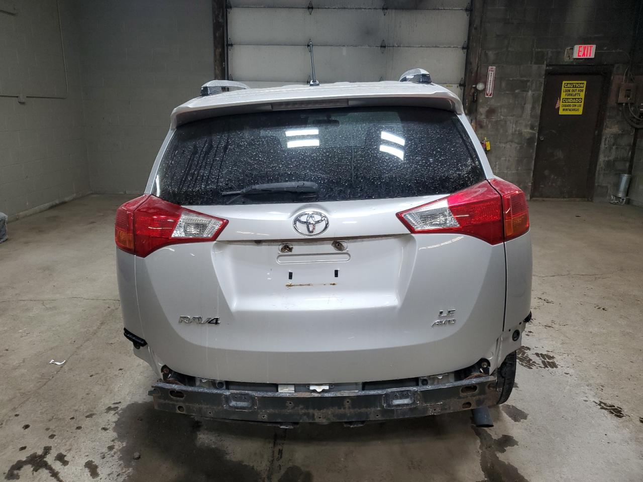 2015 Toyota RAV 4 - Image 6