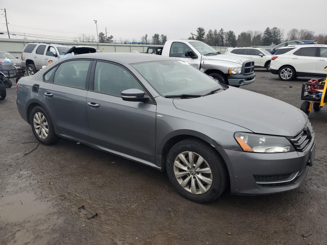 2014 Volkswagen Passat - Image 4