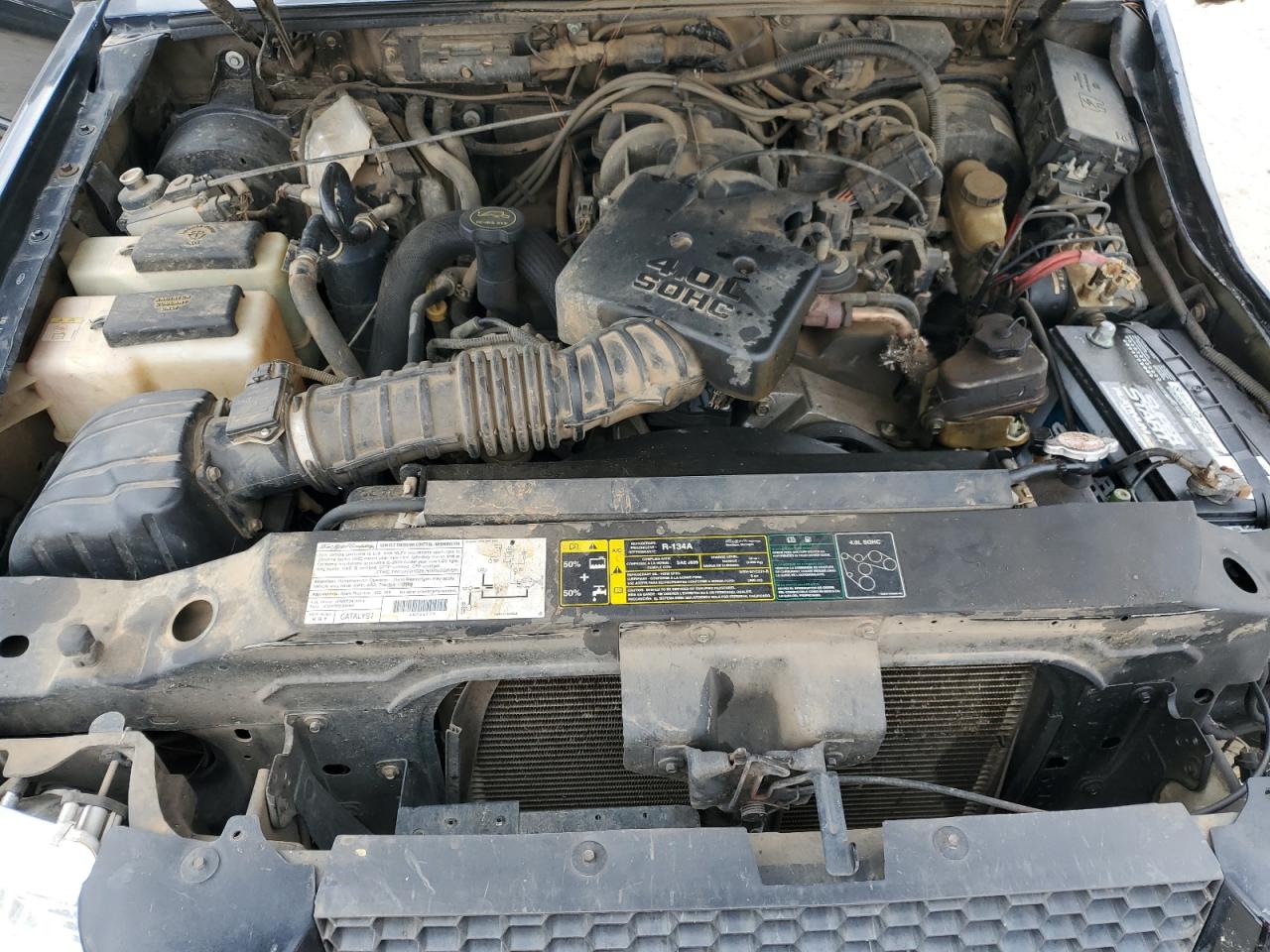 2003 Ford Explorer - Image 12