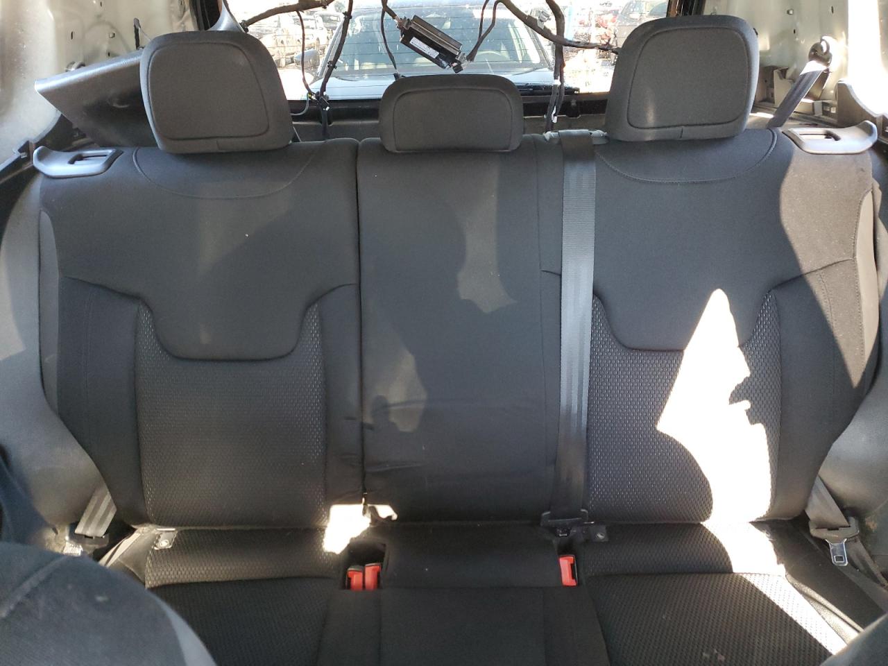 2020 Jeep Renegade - Image 10