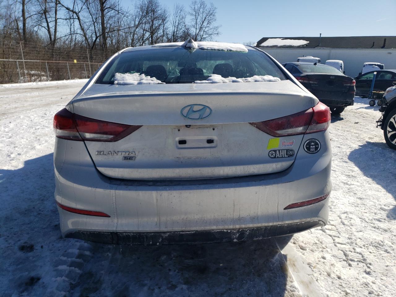 2018 Hyundai Elantra - Image 6