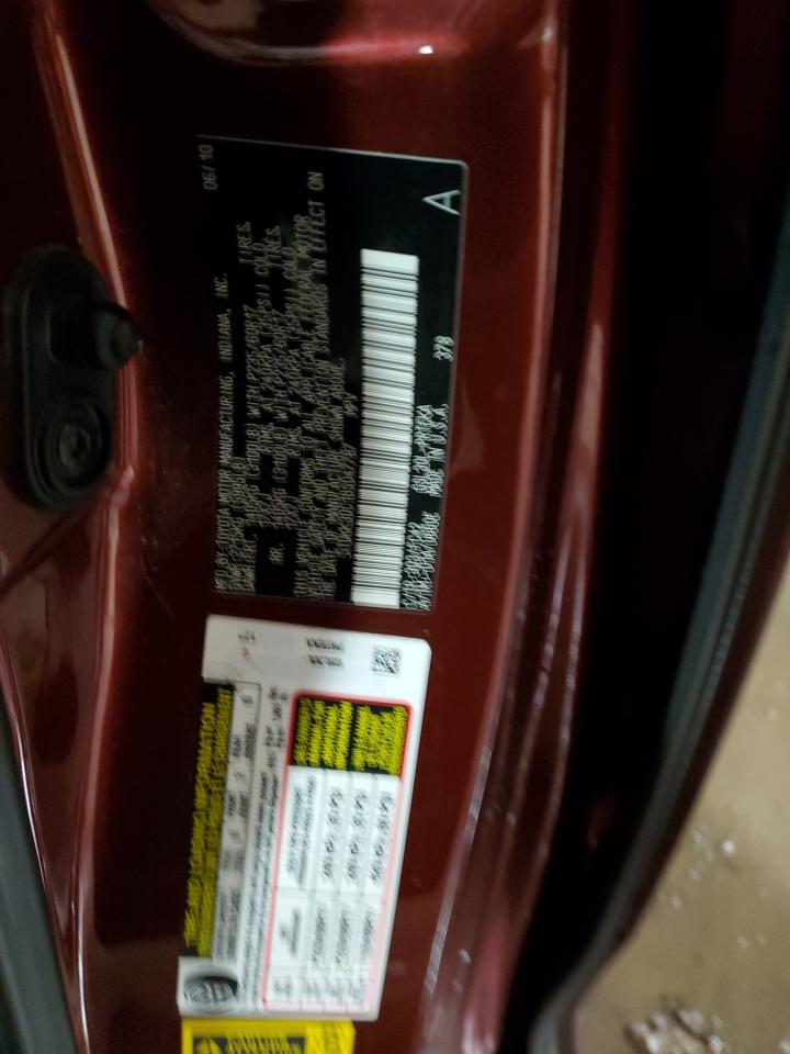 2011 Toyota Sienna - Image 13