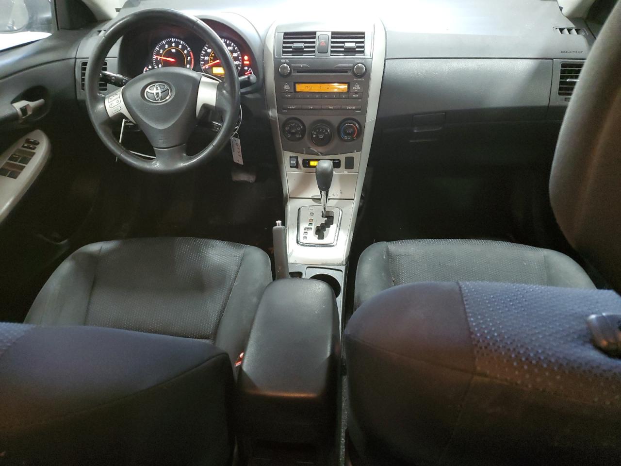 2010 Toyota Corolla - Image 8