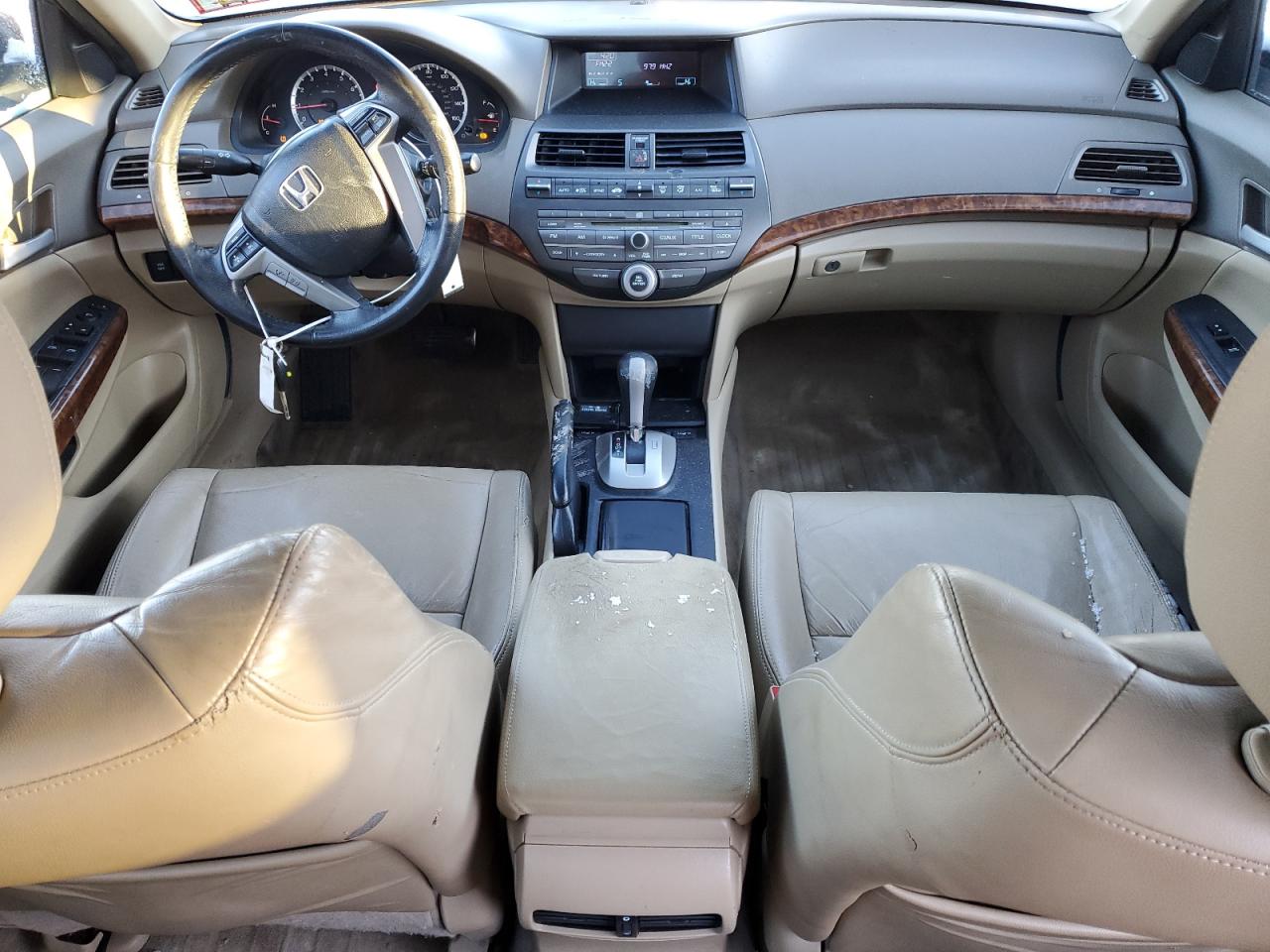 2010 Honda Accord - Image 8