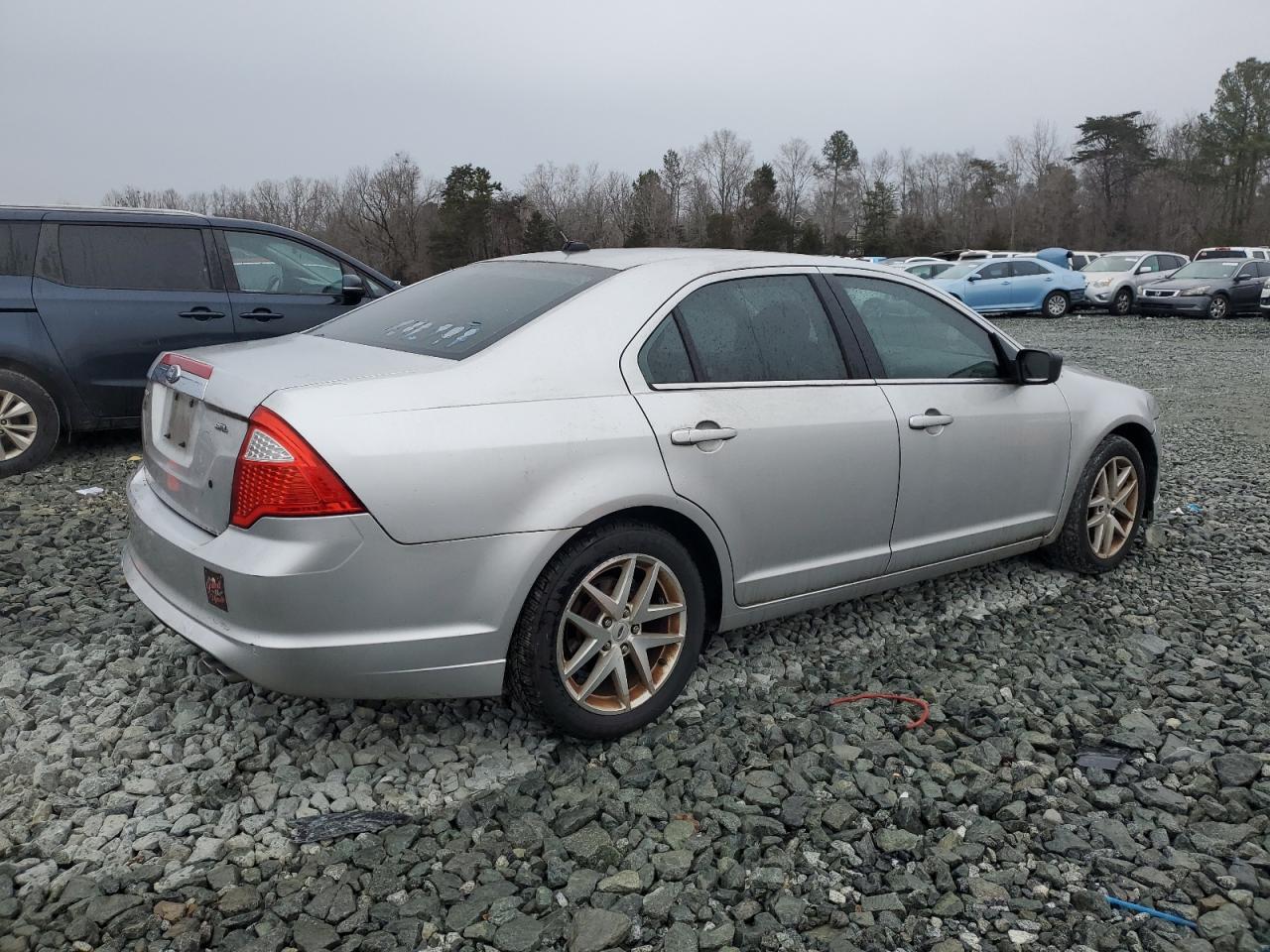 2011 Ford Fusion - Image 3