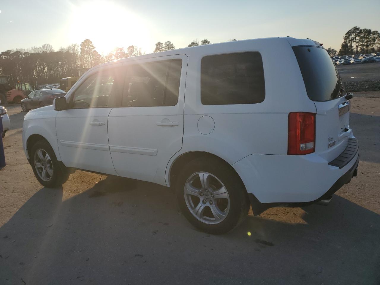 2015 Honda Pilot - Image 2