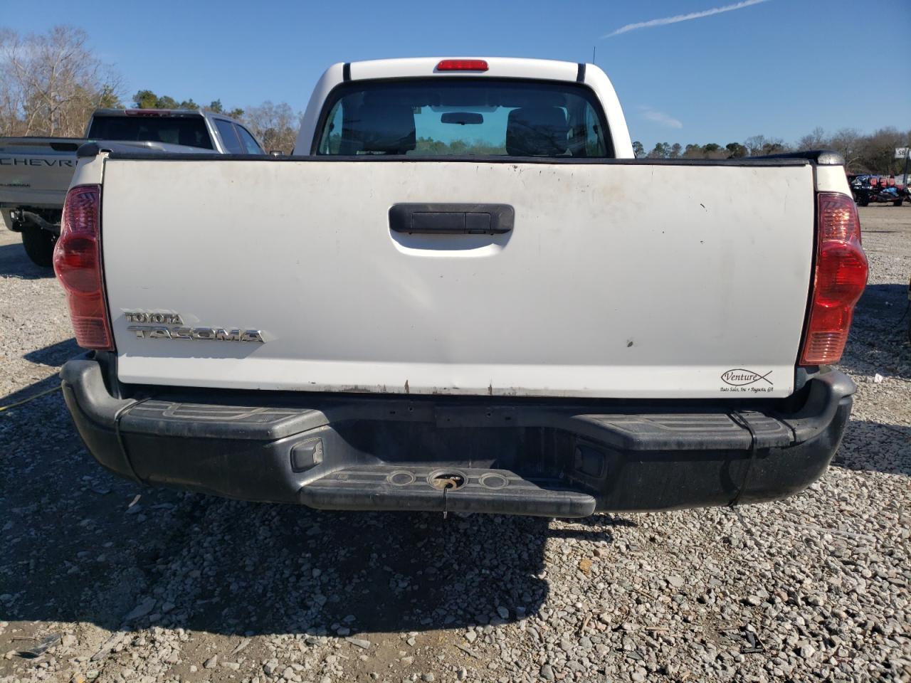 2013 Toyota Tacoma - Image 11