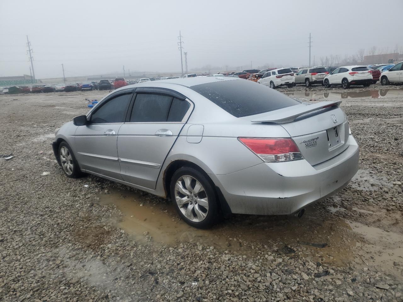 2008 Honda Accord - Image 2