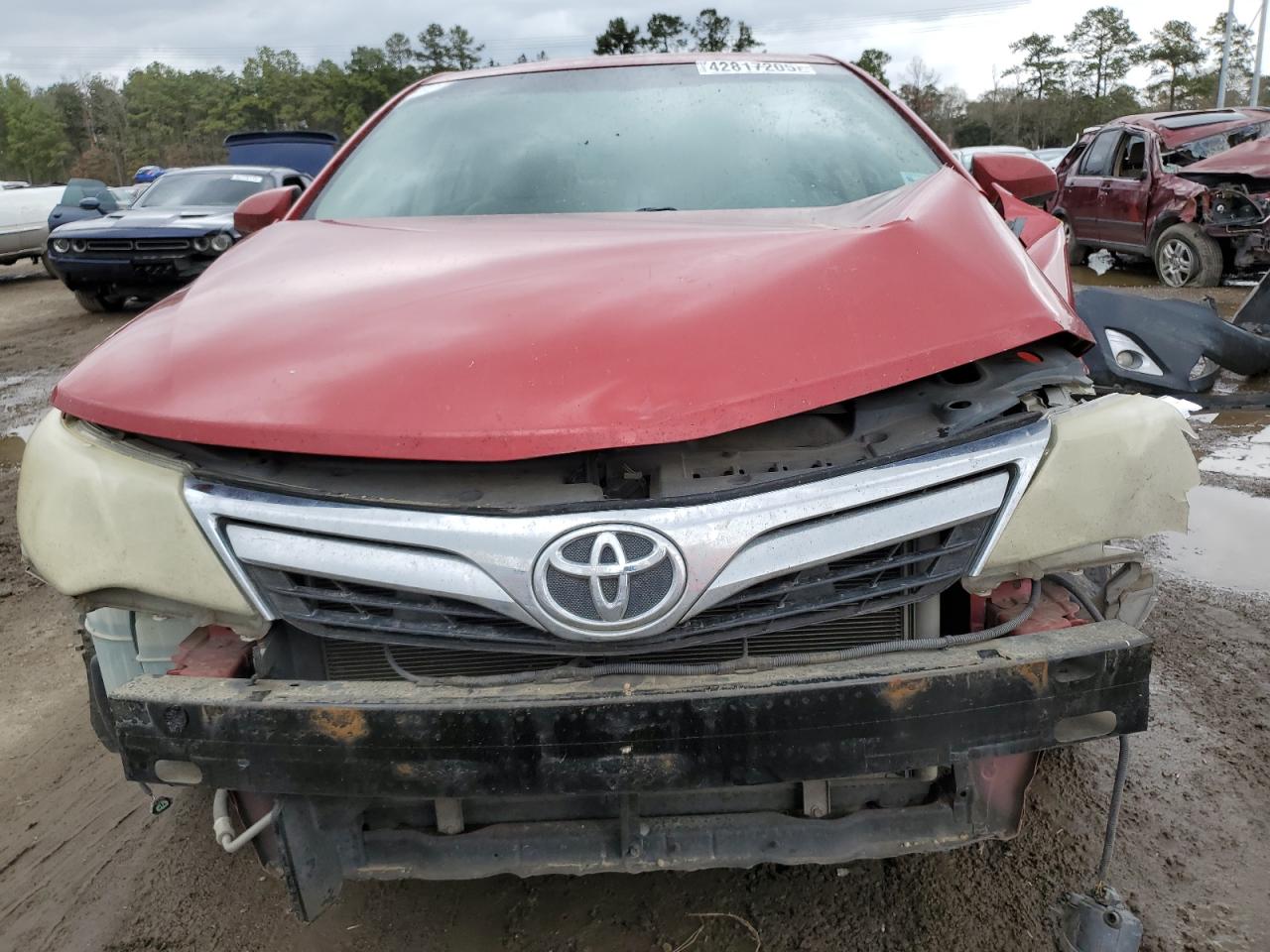 2014 Toyota Camry - Image 5