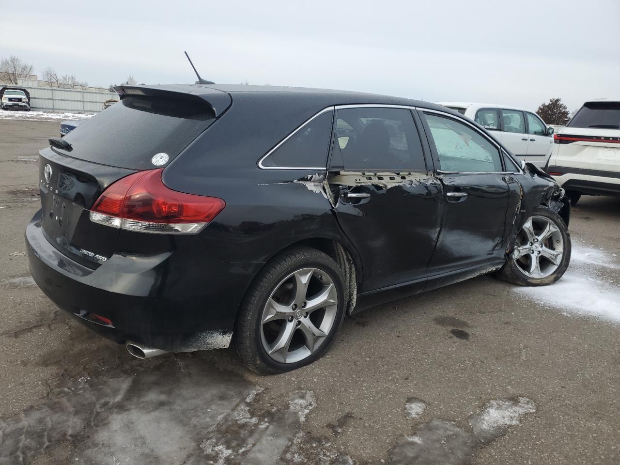 2013 Toyota Venza - Image 3