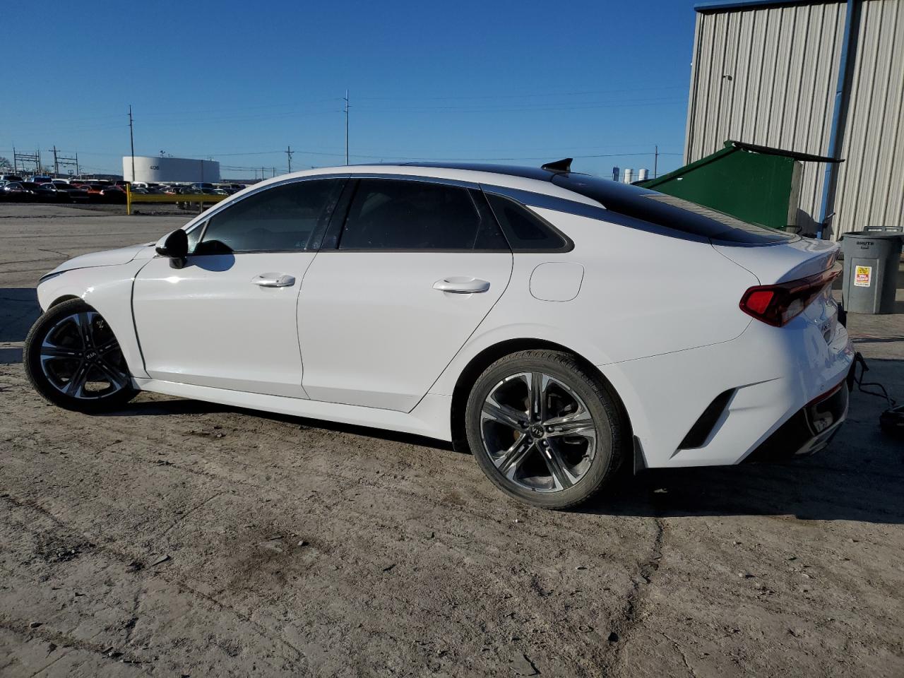 2021 Kia K5 - Image 2