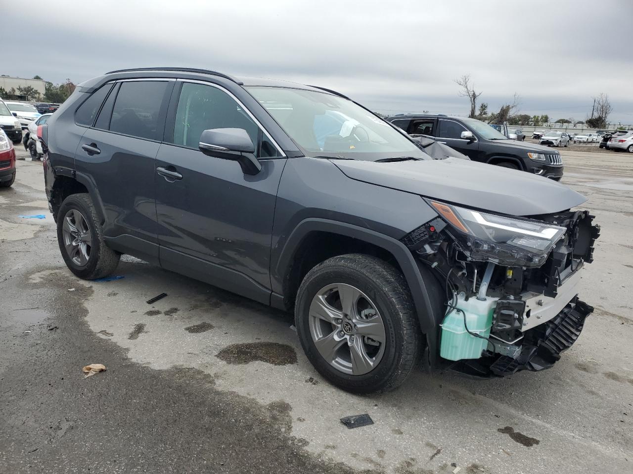 2024 Toyota RAV 4 - Image 4