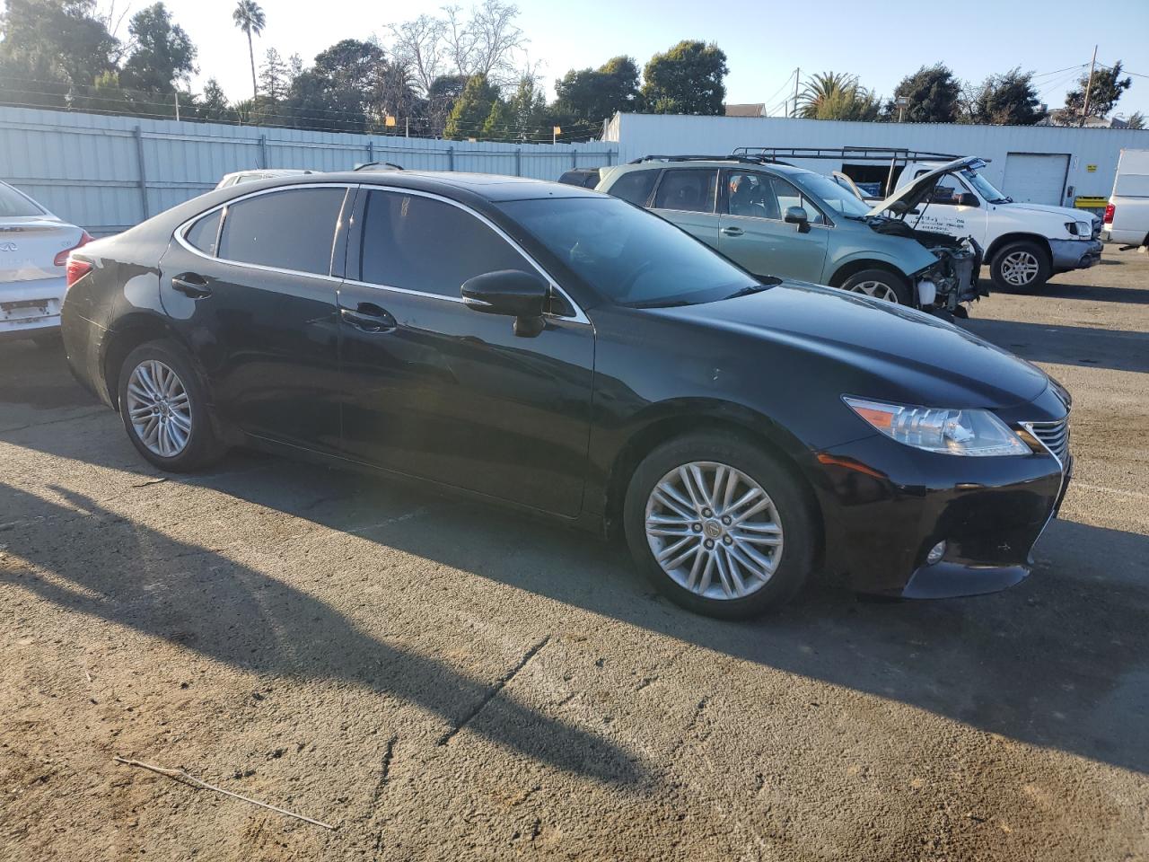2014 Lexus ES - Image 4