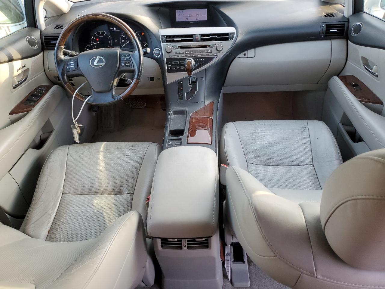 2011 Lexus RX - Image 8