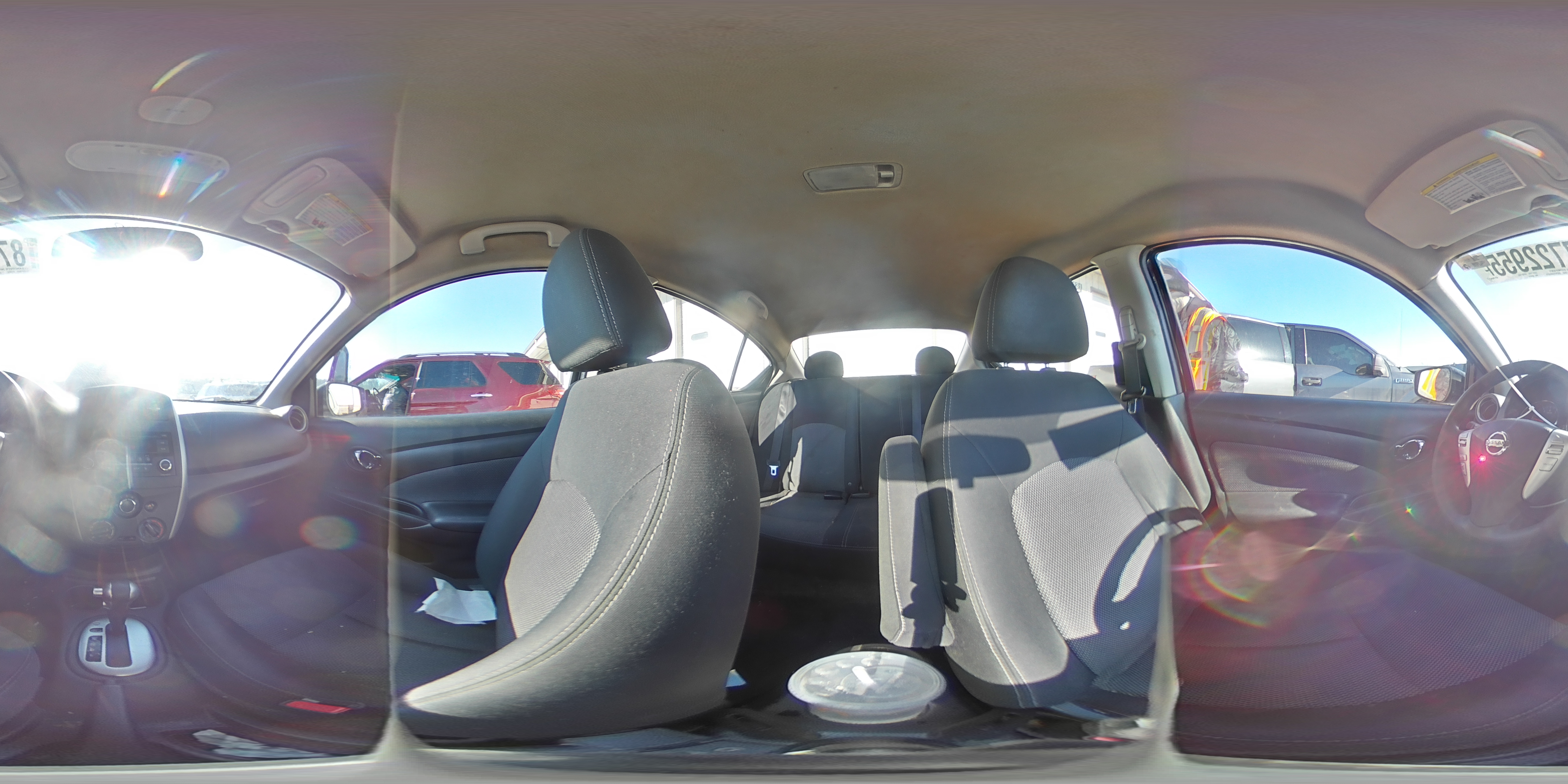 2016 Nissan Versa - Image 12