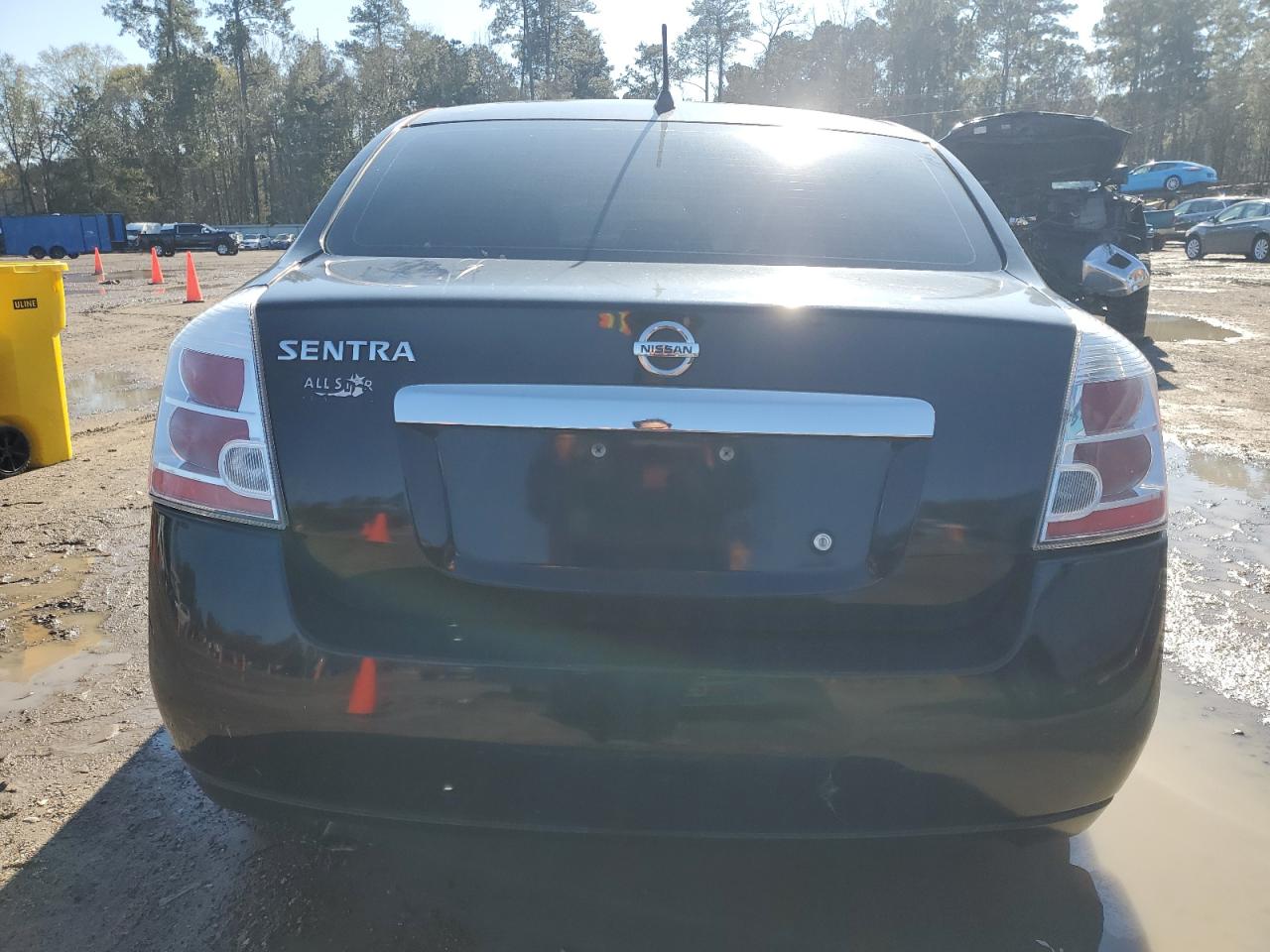 2010 Nissan Sentra - Image 6
