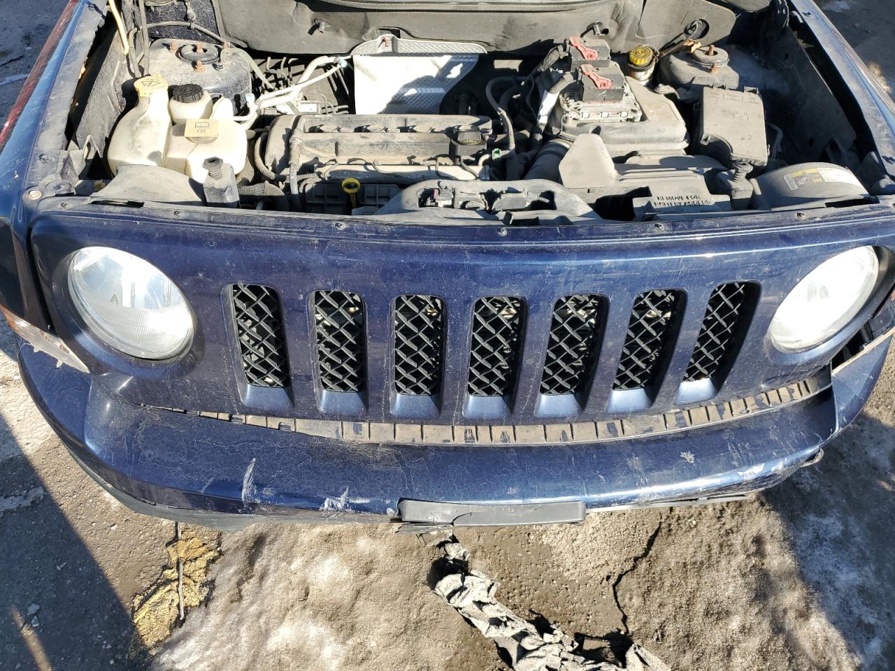 2014 Jeep Liberty (Patriot) - Image 13