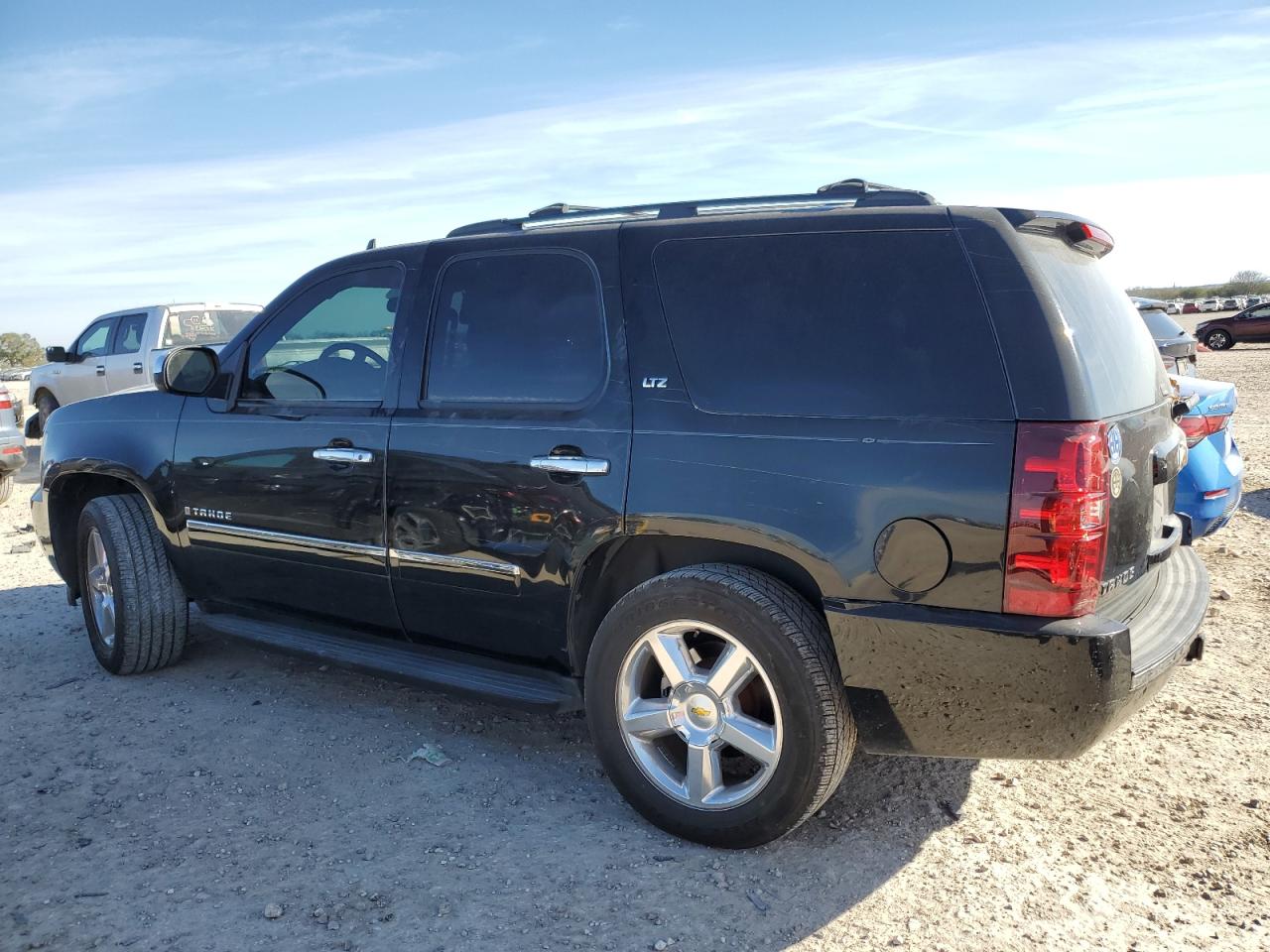 2009 Chevrolet Tahoe - Image 2