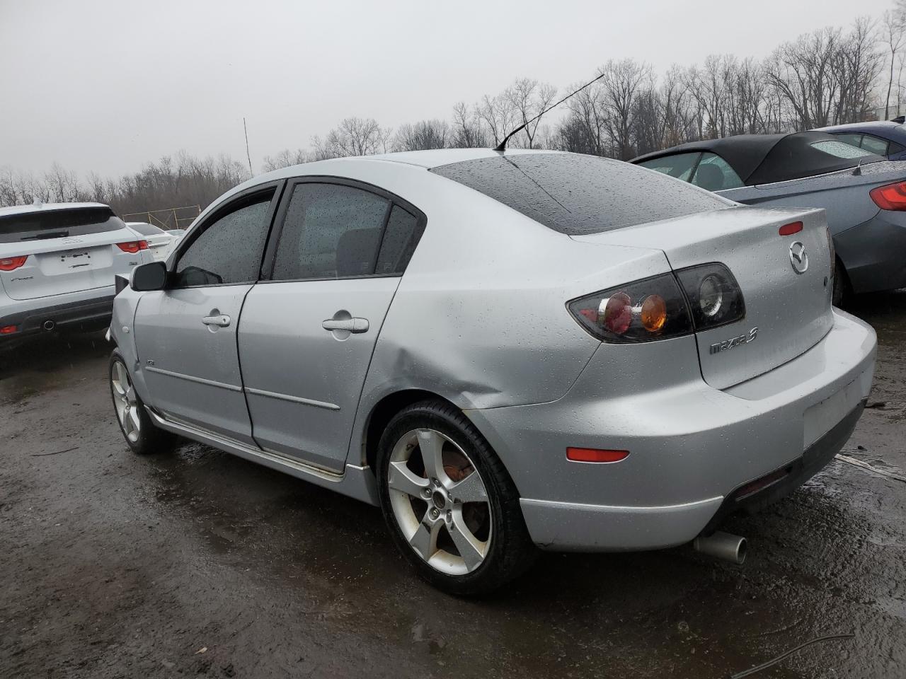 2006 Mazda 3 - Image 2