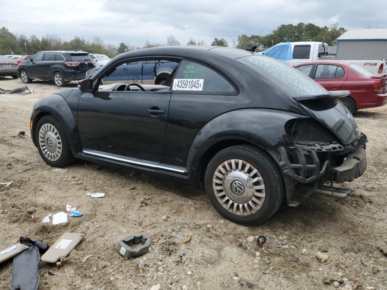 2016 Volkswagen Beetle - Image 2