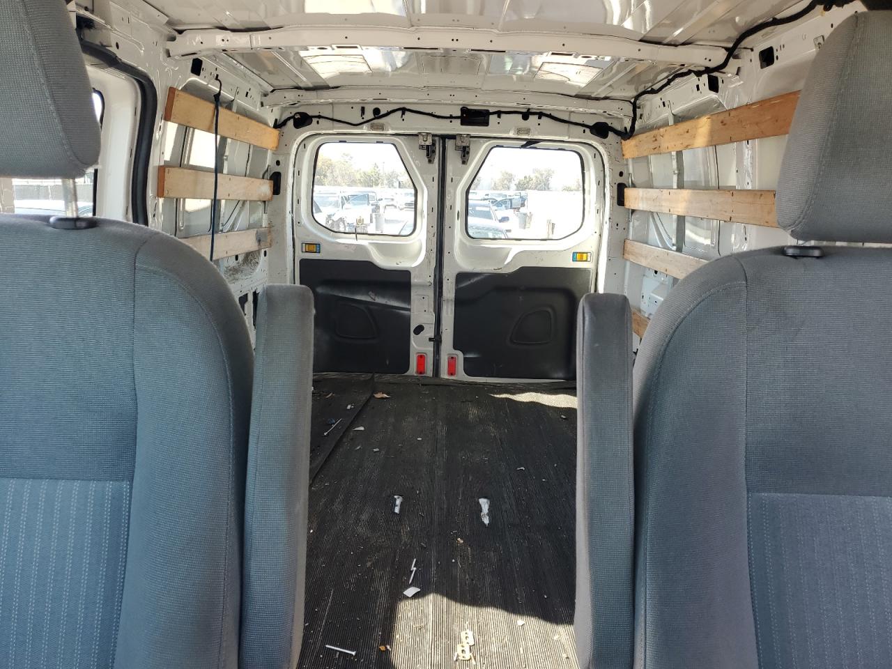2015 Ford Transit - Image 10