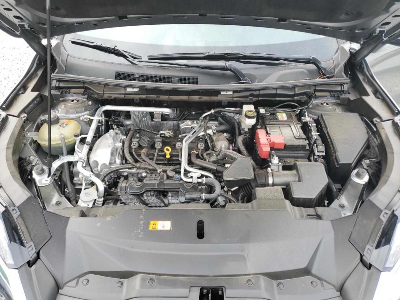 2024 Mitsubishi Outlander - Image 12