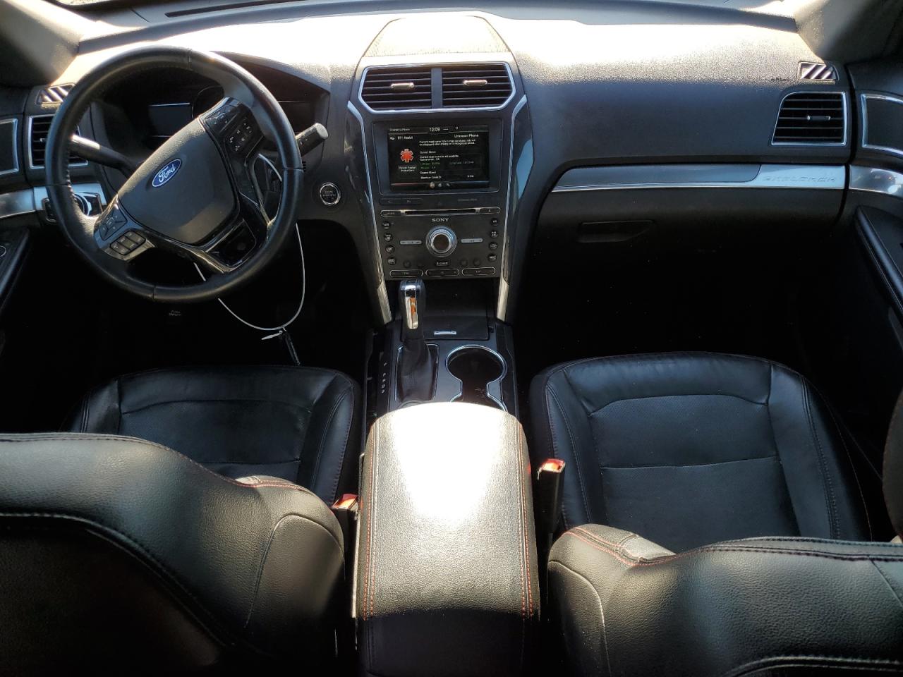2016 Ford Explorer - Image 8