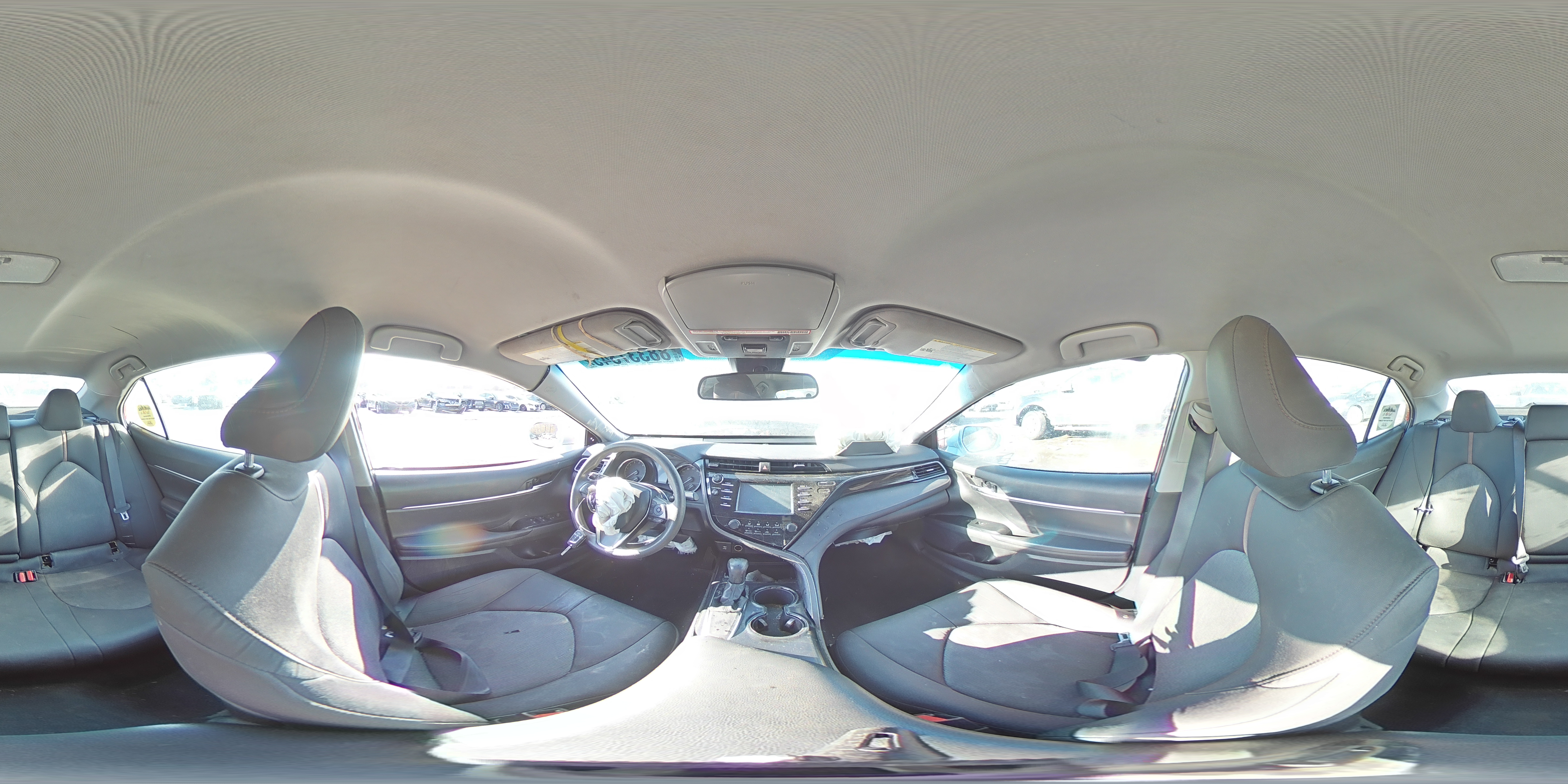2019 Toyota Camry - Image 13