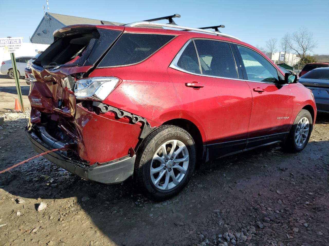 2GNAXJEV3J6252576 CHEVROLET EQUINOX 2018