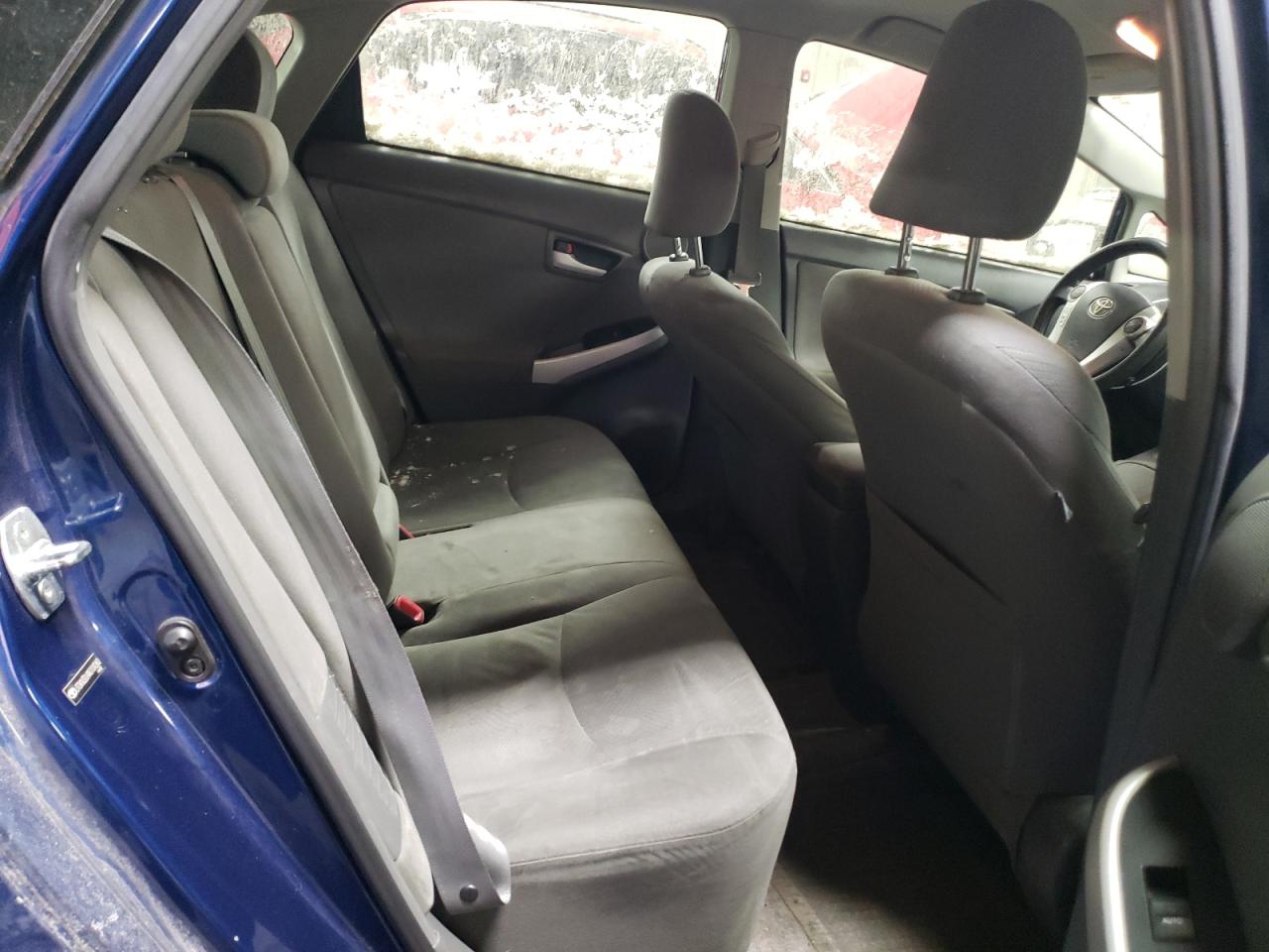 2010 Toyota Prius - Image 10