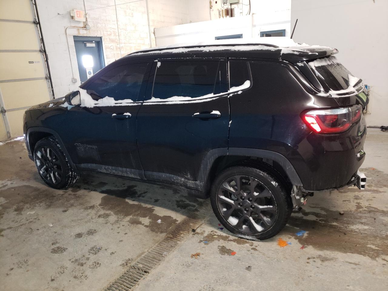 2019 Jeep Compass - Image 2