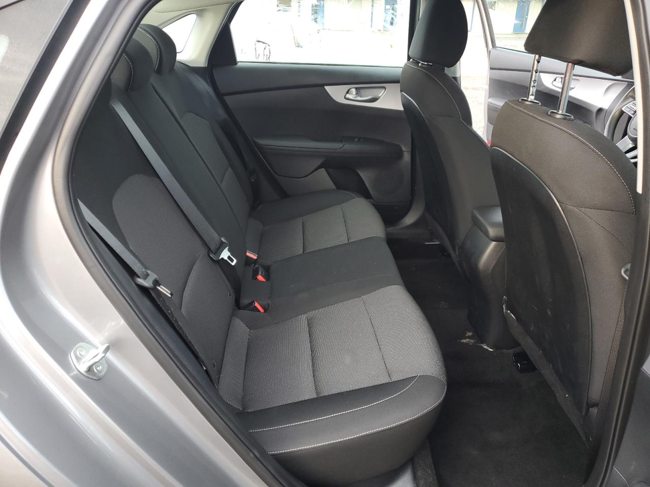 2024 Kia Forte - Image 10