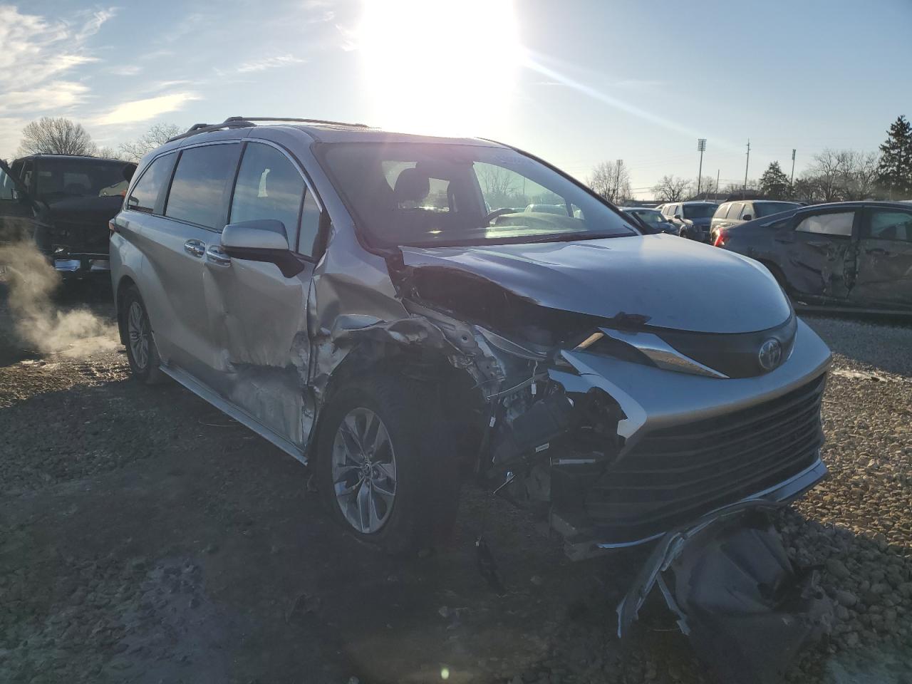 2022 Toyota Sienna - Image 4