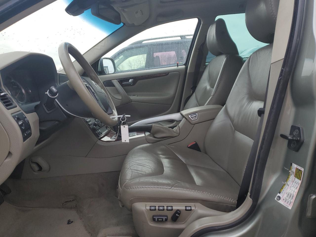 2007 Volvo XC70 - Image 7