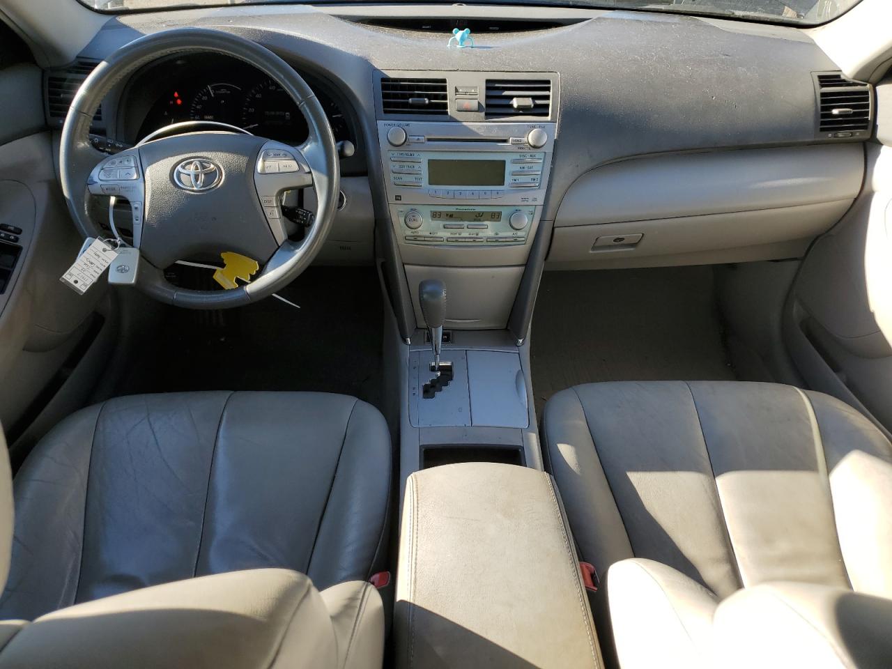 2009 Toyota Camry - Image 8