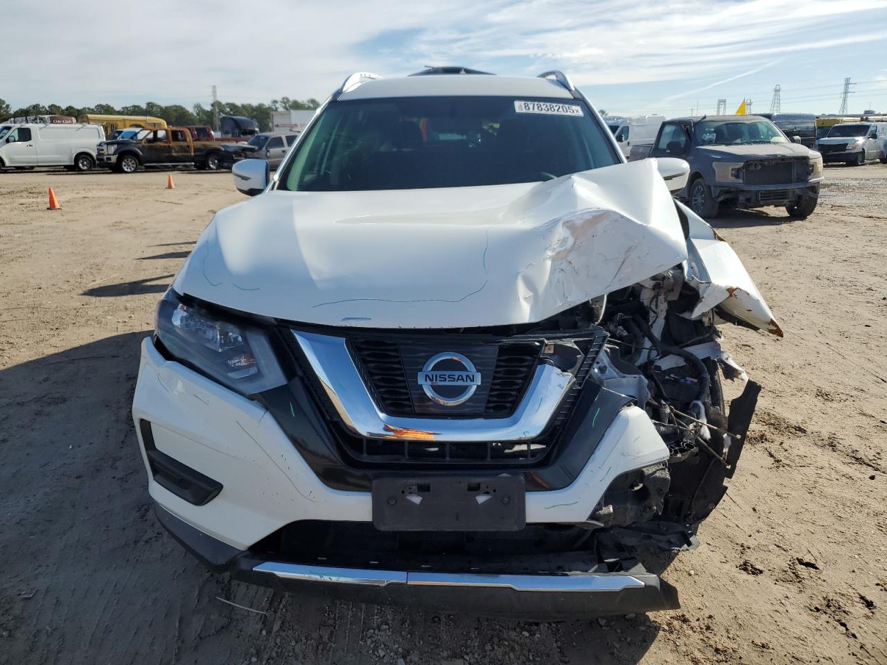 VIN KNMAT2MT8HP579544 2017 NISSAN ROGUE no.5