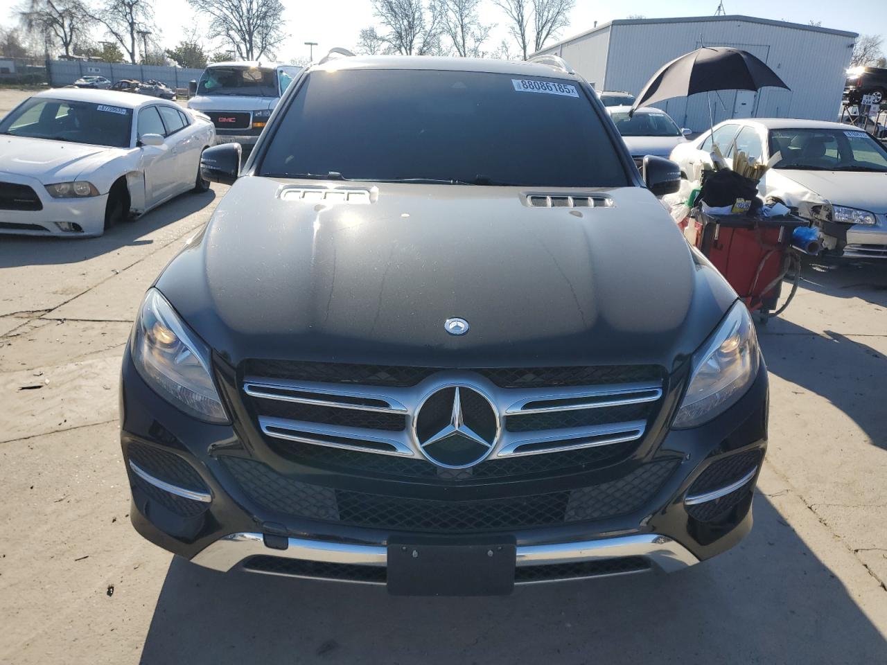 VIN 4JGDA5HBXGA641013 2016 MERCEDES-BENZ GLE-CLASS no.5