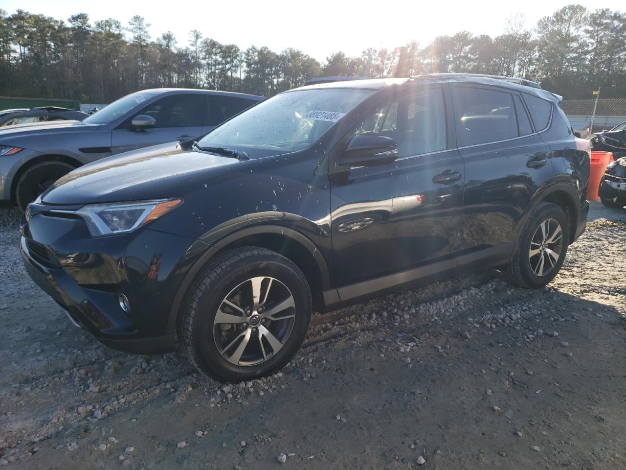 2018 Toyota RAV 4 - Image 1