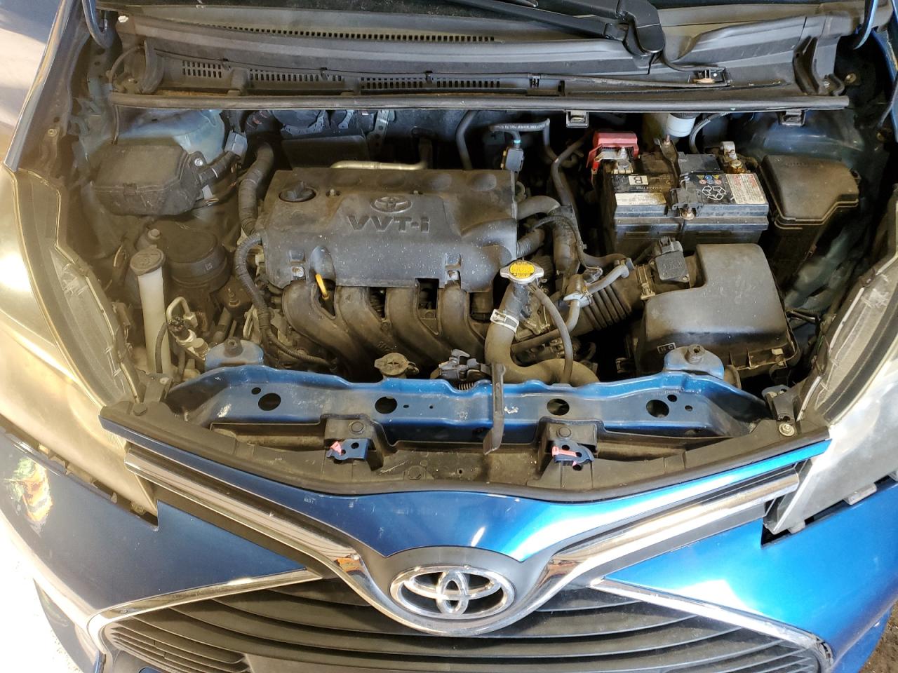 2015 Toyota Yaris - Image 11