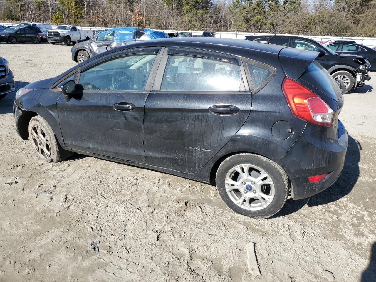 2015 Ford Fiesta - Image 2