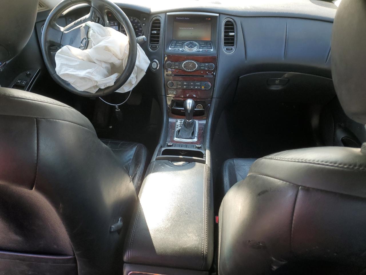 2016 Infiniti QX50 - Image 8