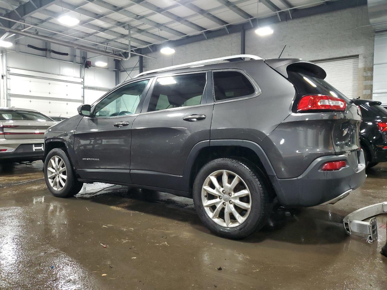 2014 Jeep Grand Cherokee - Image 2
