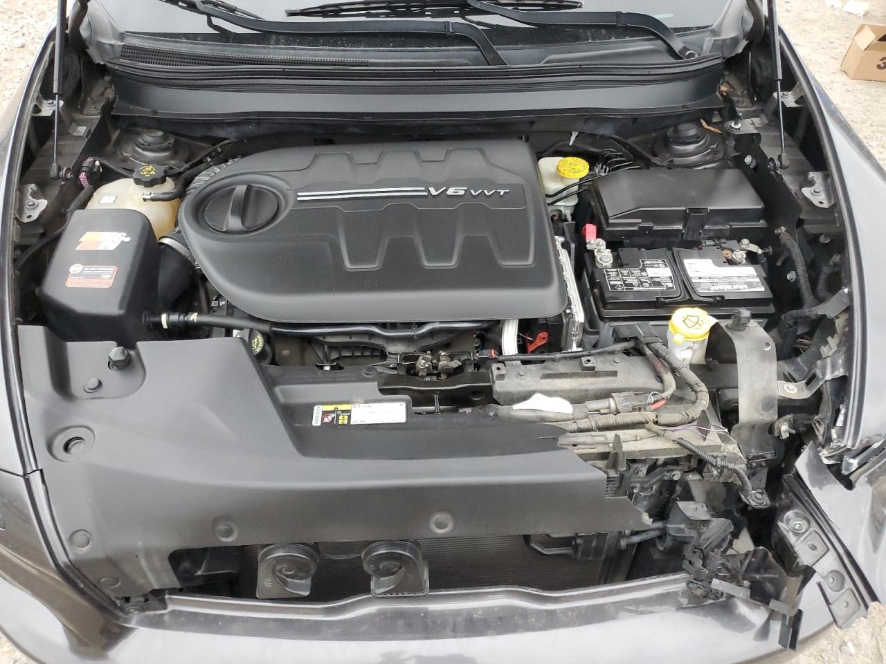 2015 Jeep Grand Cherokee - Image 11