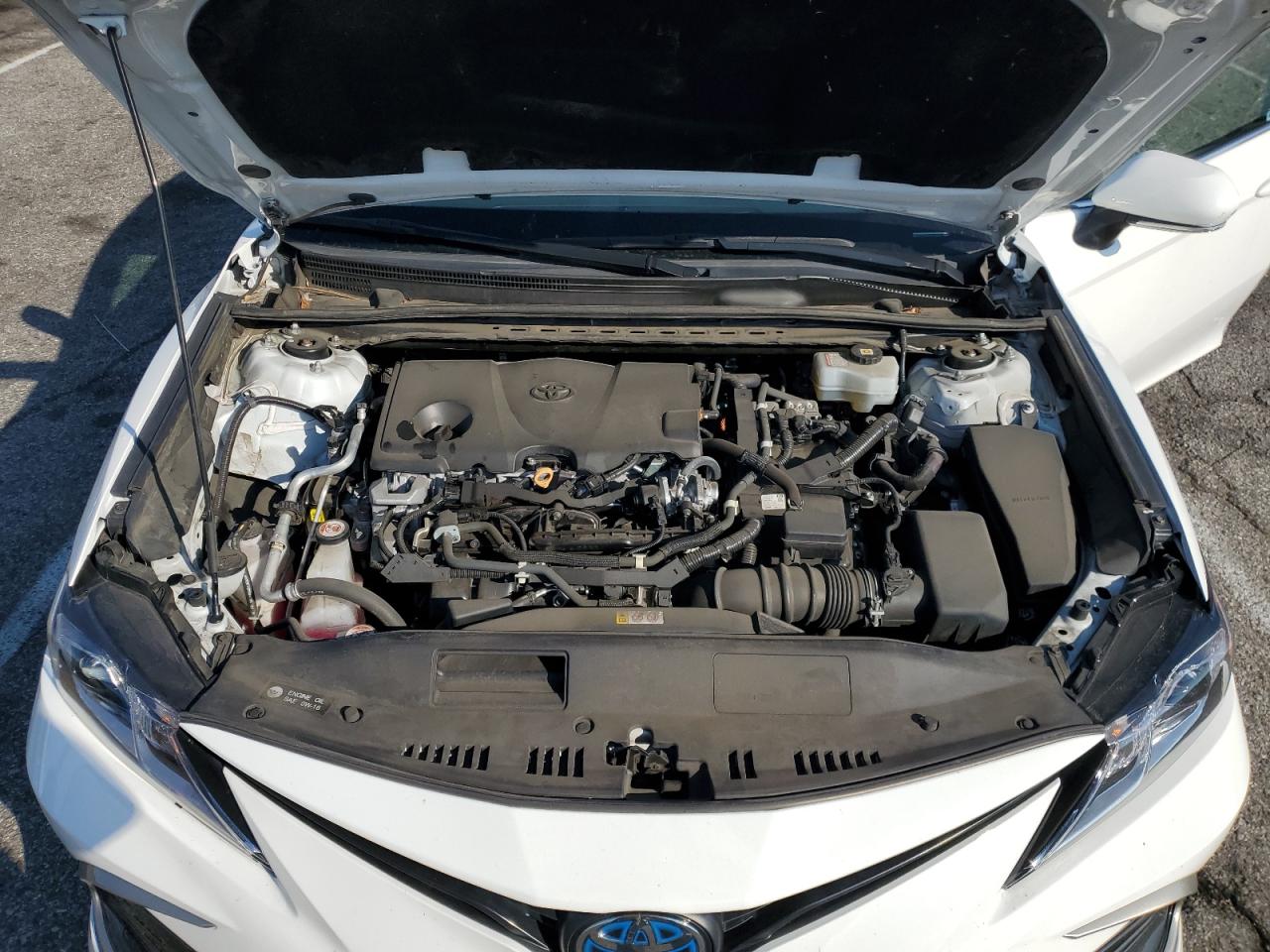 2022 Toyota Camry - Image 12